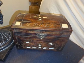 Vintage Wooden Inlaid Jewelry Keepsake Box