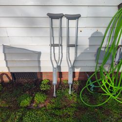 Guardian Crutches 