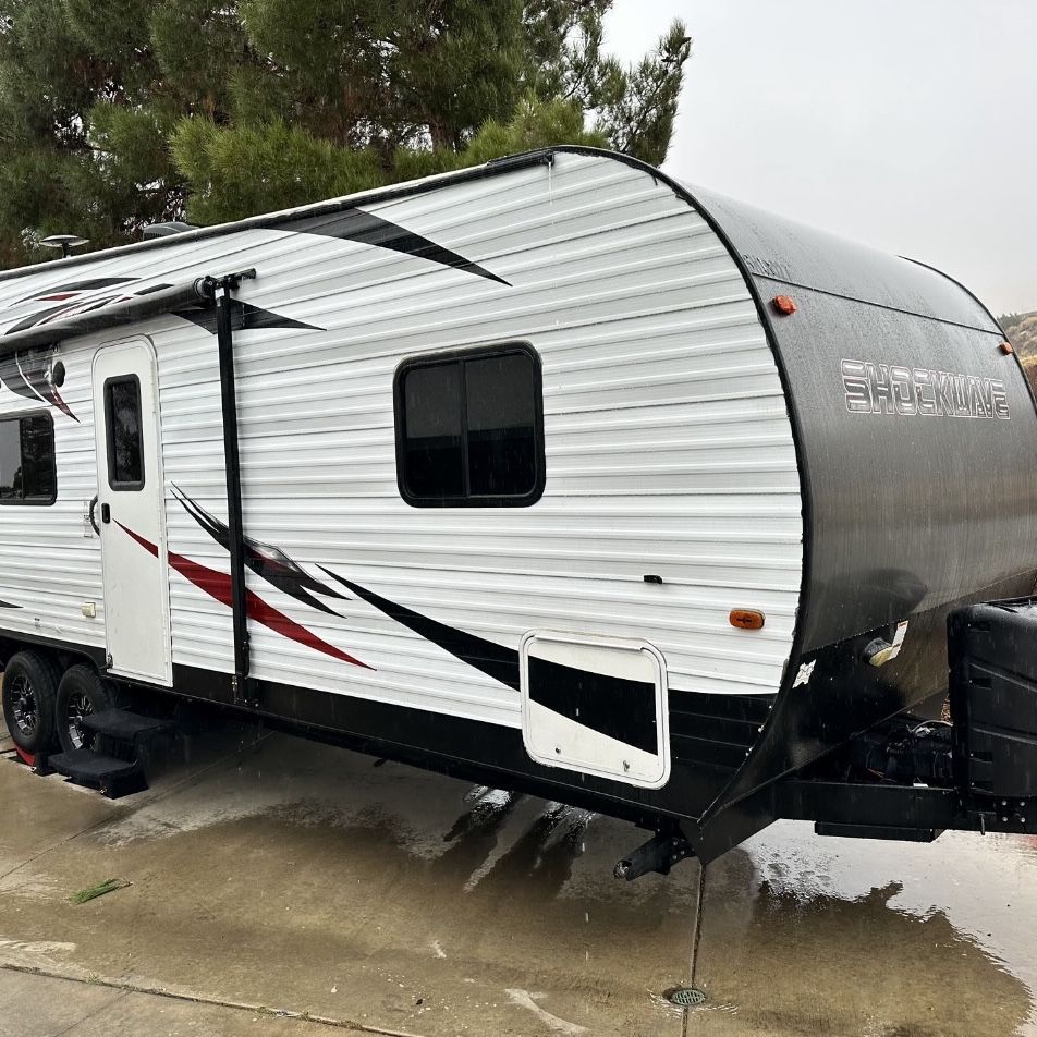 2018 Shockwave Toy Hauler