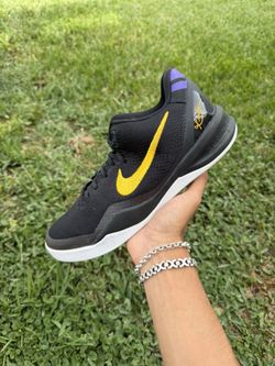 Nike Kobe 8 GS “Lakers Away” Size 7Y/8.5W