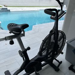 Gym Bycicle Works Great And Smooth