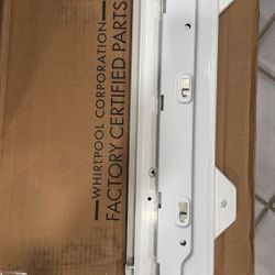 Whirlpool Bracket Part #W11129400