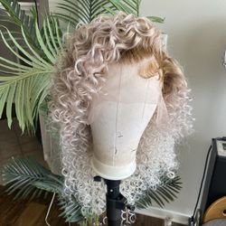 30 Inch Frontal Wig Free Install With Purchase 