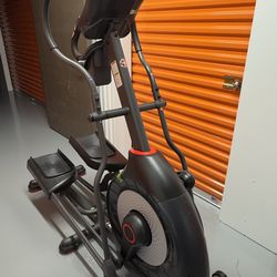 Schwinn 430 Elliptical Journey 4.0