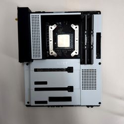 AMD Ryzen 7 5700X 8 Core 16 Thread AM4 w N7 B550 + 32GB RAM