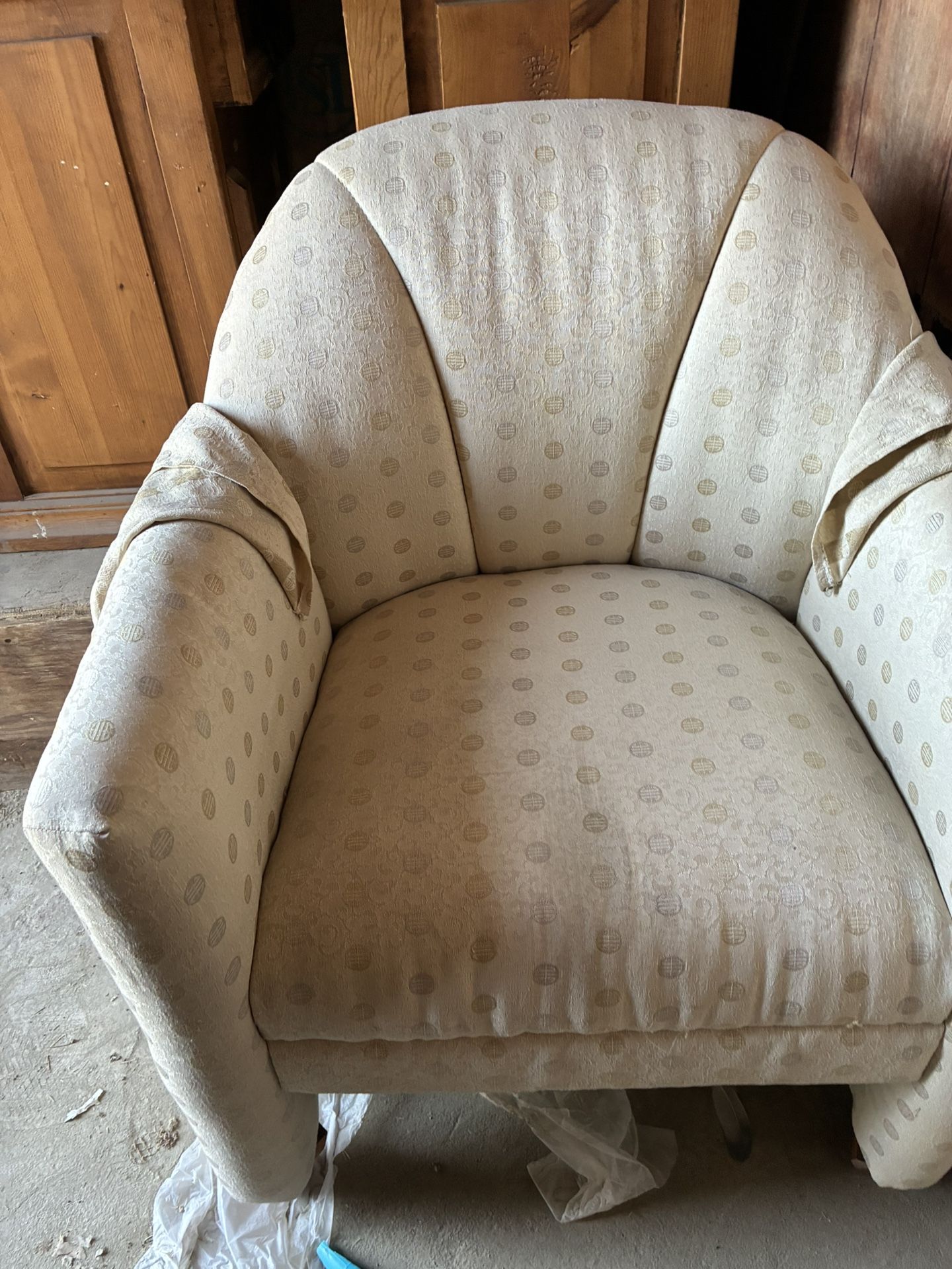 Set Of 4 Chairs 