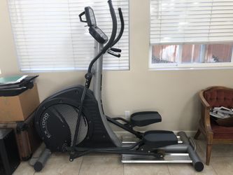 Epic EX 1000 Commercial pro elliptical for Sale in Temecula CA OfferUp
