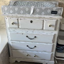 White Chess Shabby Chic