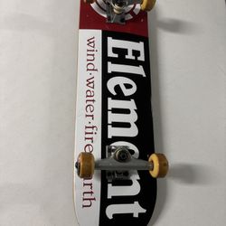 Skateboard $30