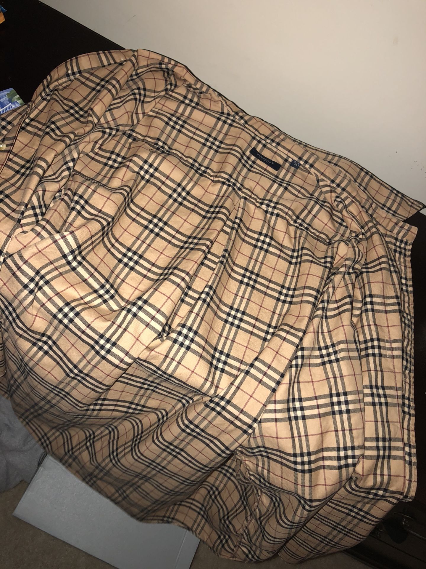 Burberry xl long sleeve shirt