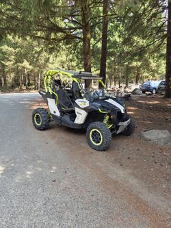 Can am side by side