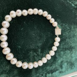 Freshwater Pearls Bracelet 