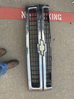 2007-2011 Silverado 2500 Grill