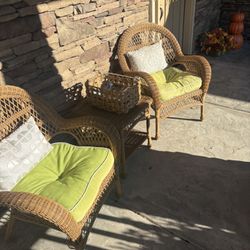 Patio Furniture.  4 Chairs And A Small Table