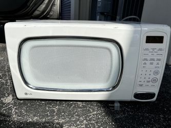 LG MICROWAVE  40$