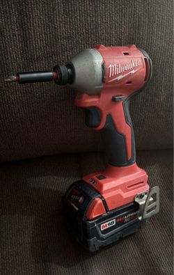 Milwaukee impact drill