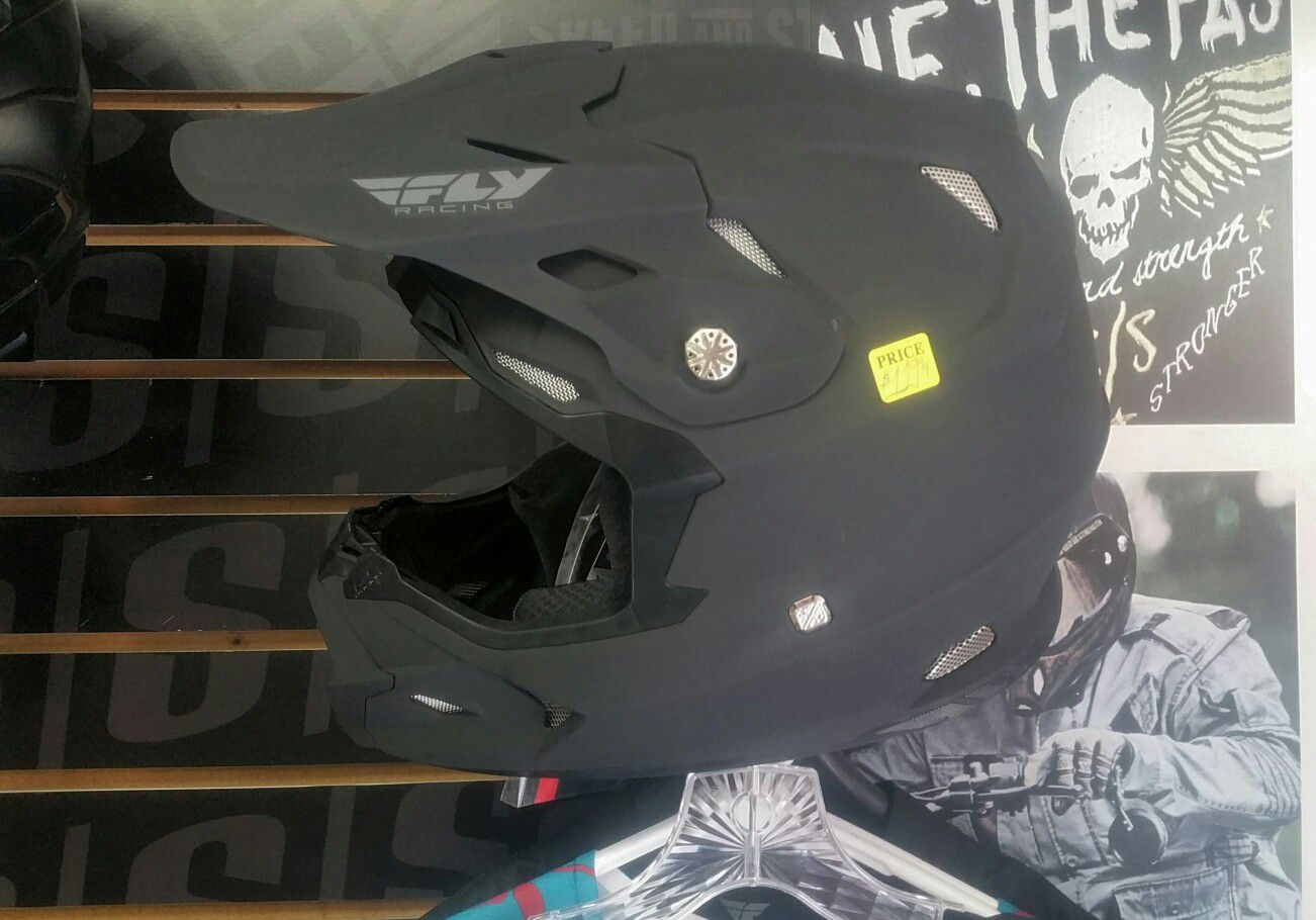 Dirt Bike Helmet Fly Racing matte black xl new DOT ECE lightweight cover bag