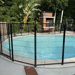 ADAVIN Tall Guardian  pool Fence 40 in(H)×31 Ft(L)