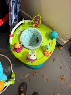 Baby first steps walker/ activity center
