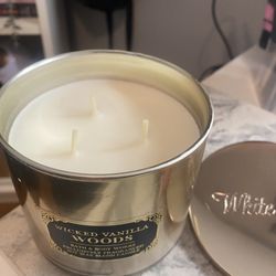 Bath & Body Works White Barn Wicked Vanilla Woods 3 Wic Candle