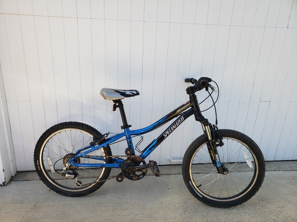 Specialized Hot Rock 20 Inch Kids Bike