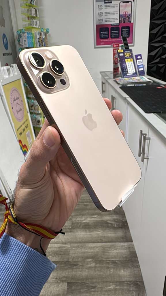 iPhone 16 Pro Max