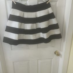 Pre- Loved Black and White  Skirt 