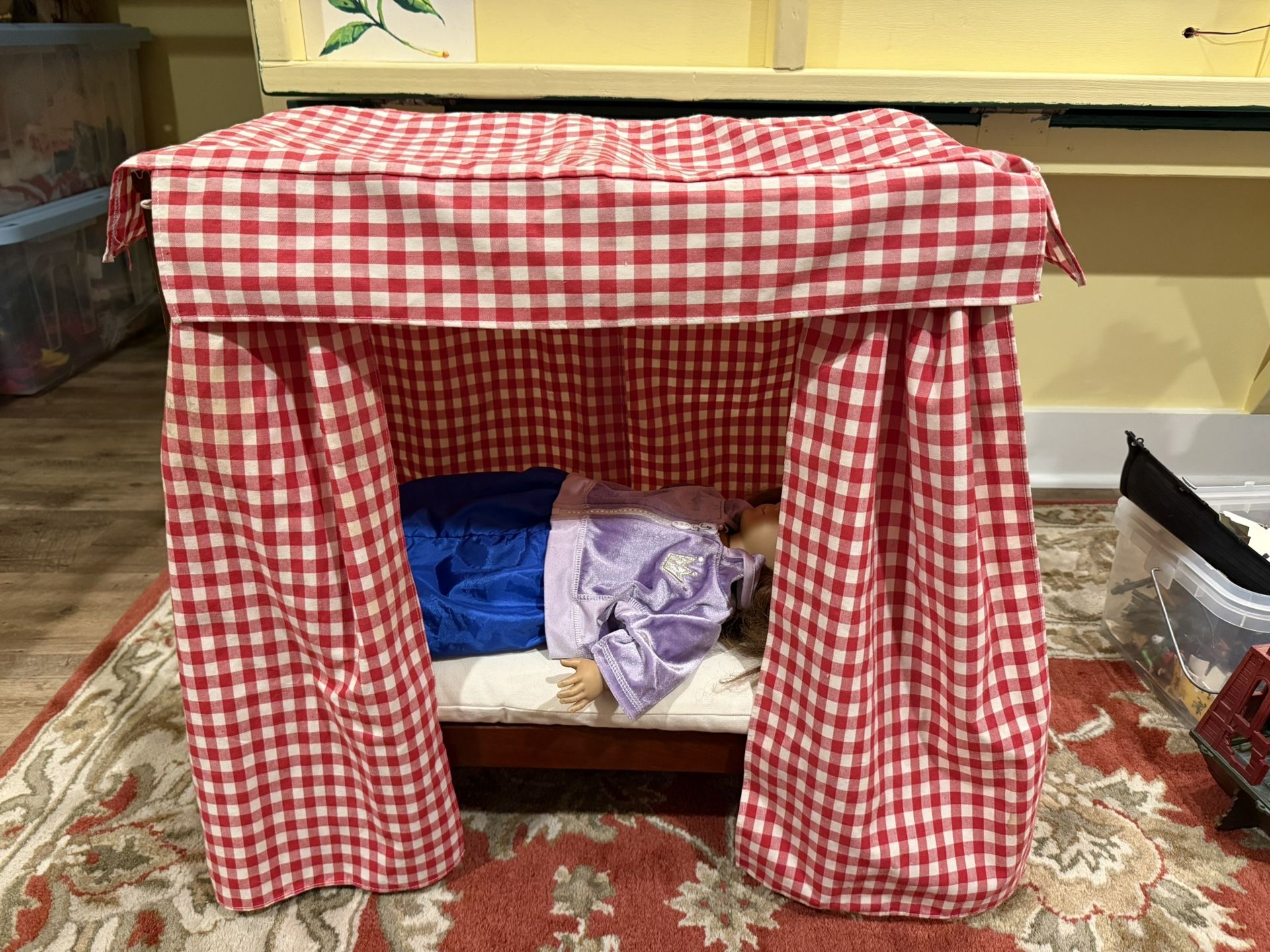 American Girl Doll canopy bed