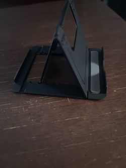 Stand to hold your Phone/Tablet