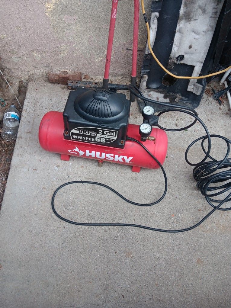 Compressor Husky 2 Galones