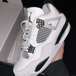 Jordan 4 Military Black