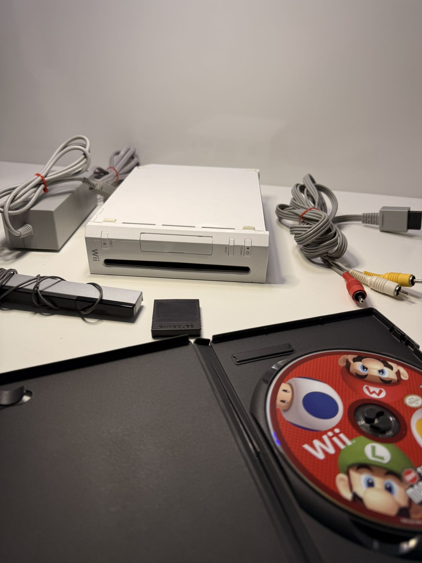 Nintendo Wii RVL-001 Console Bundle + Mario Bros Game + Cables