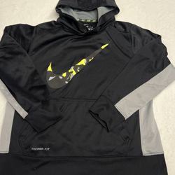 Nike Therma Fit Hoodie, Youth Large!  
