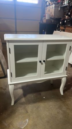 Accent table white  30 x 14 x32 height