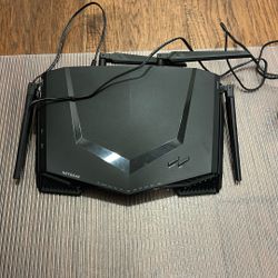 Netgear Nighthawk XR450 Pro Gaming Wireless Router