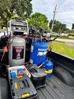 Air compressor