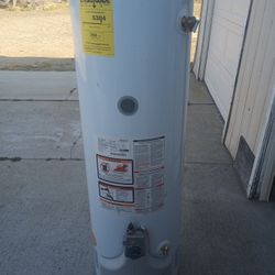 Water Heater 40 Gallons 