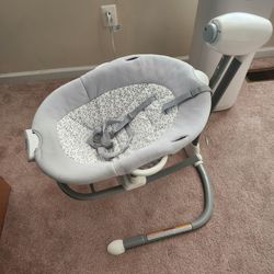 Graco Soothe 'n Sway LX Swing with Portable Bouncer