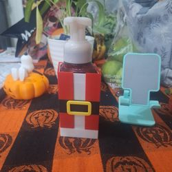 Santa Soap Dispenser Holder 