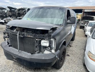 Parts for GMC G2500 Savana VAN V8 CARGO 4.8L 2005 - Stock # 14828