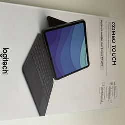 Logitech Combo Touch for iPad Pro 11”