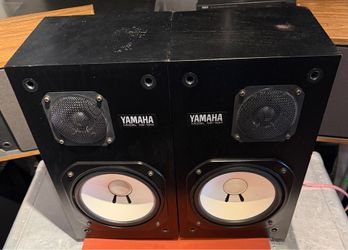 Yamaha NS10 studio monitors speakers