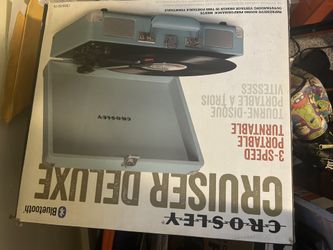 100 OBO TURNTABLE WITH RECORDS