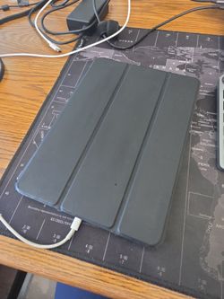 Apple iPad - 6th gen (2018 model)
