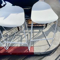 4 White Stools