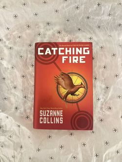 HUNGER GAMES CATCHING FIRE SUZANNE COLLINS