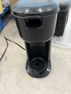Coffee maker for pods
