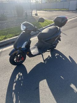 50cc Automatic moped scooter | Brand new Street legal