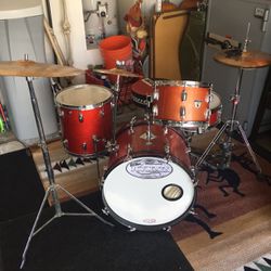 64 Ludwig Drum Set Vintage
