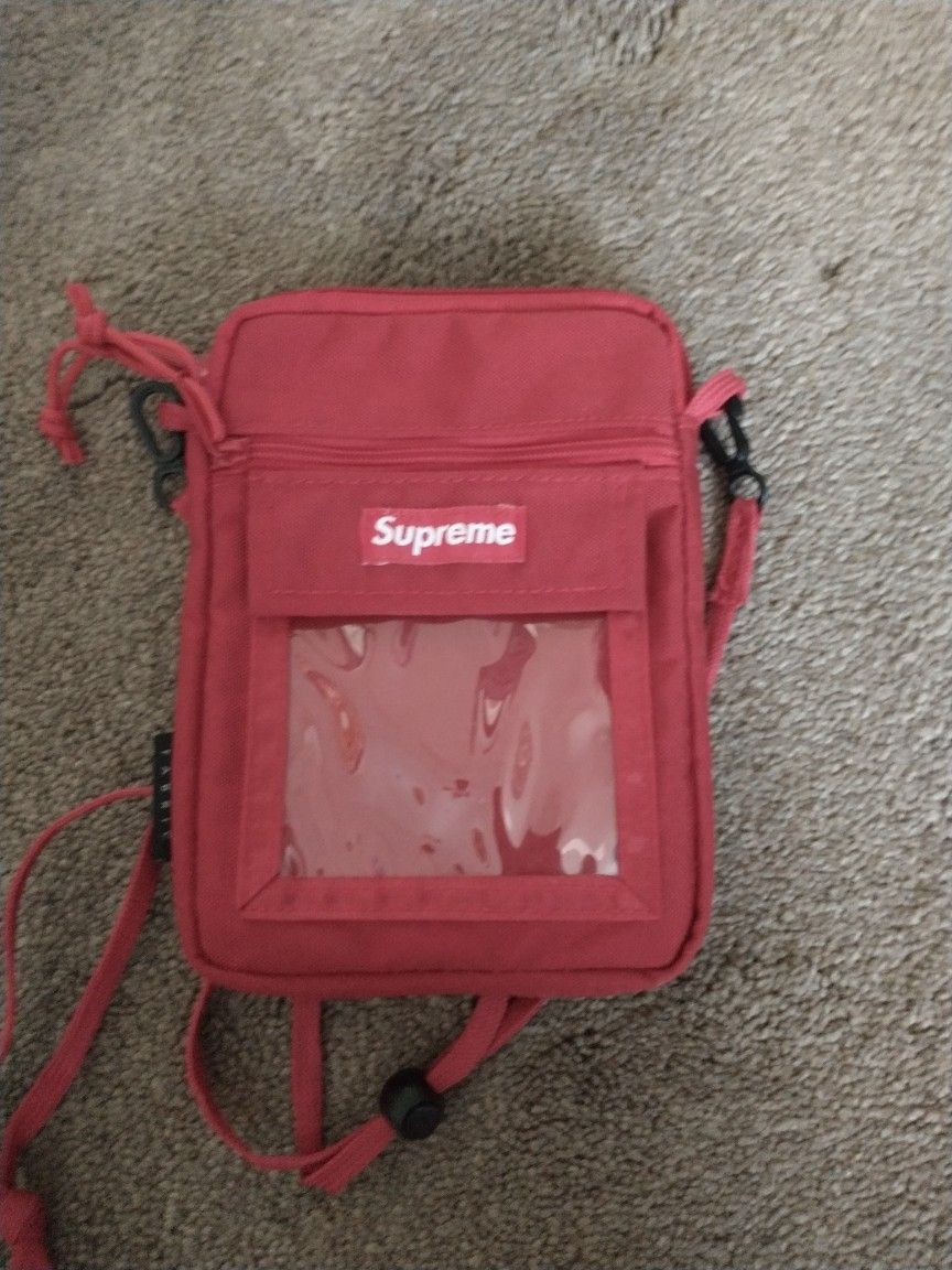 Supreme Shoulder Bag